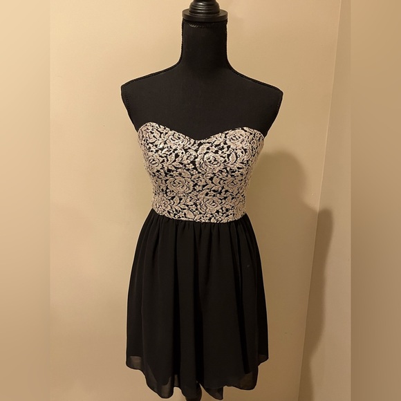 BCX Cocktail Dress, Black chiffon skirt with sequin bodice, sz 3 - Picture 1 of 4
